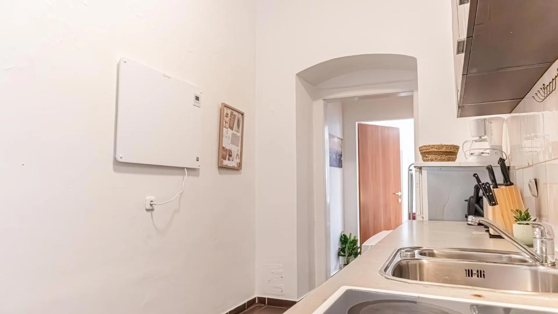 Economy City Living 1Br Apt In Great Location Vienna